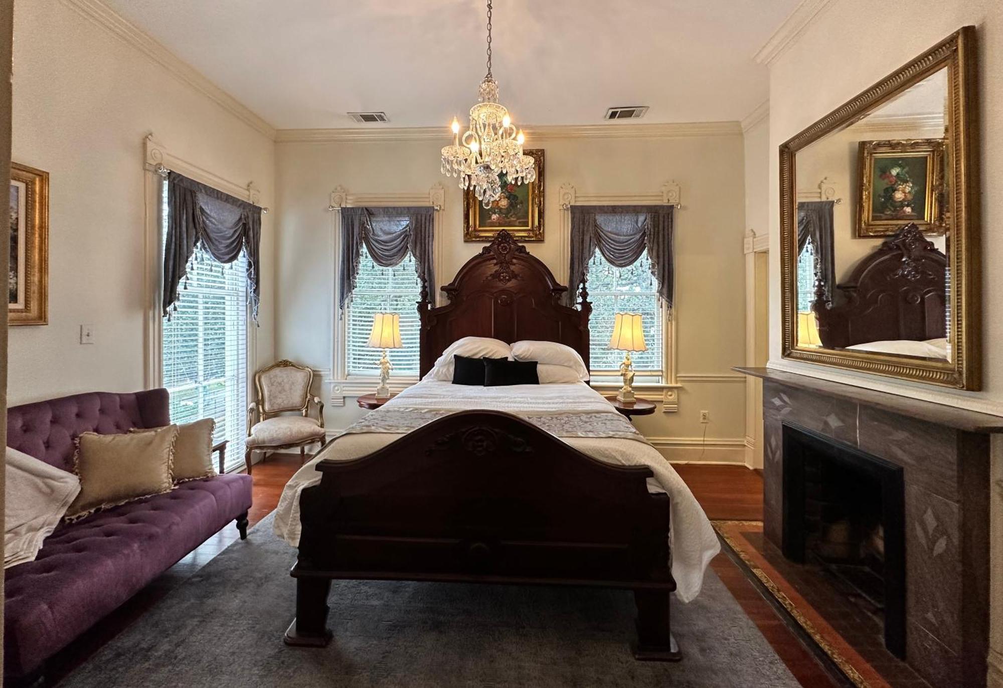 サバンナ Amethyst Garden Bed & Breakfast エクステリア 写真